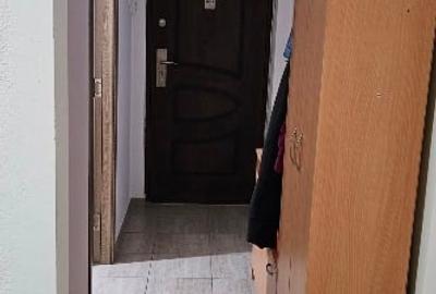 Apartament cu 2 camere semidecomandat, mobilat în Central - 1