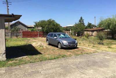 Casă cu 3 camere cu Teren 4500 Mp în Uda