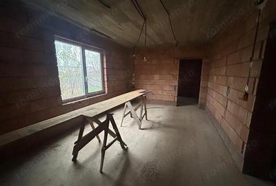 Casă cu 6 camere cu Teren 1150 Mp în Mihalț - 1