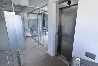 Spațiu comercial, de 25 mp, în Muncii - 1