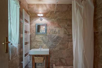 Spațiu comercial, de 645 mp, în Cheile Râșnoavei - 9