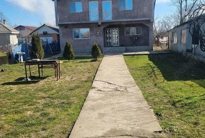 Casă cu Teren 1000 Mp în Topraisar - 1