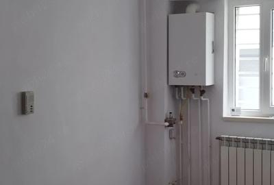 Apartament cu 3 camere decomandat în Central - 2