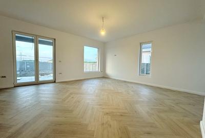 Duplex cu 4 camere cu Canalizare în Remetea Mare - 9