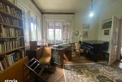 Casă cu 10 camere cu Teren 647 Mp în Grigorescu - 3