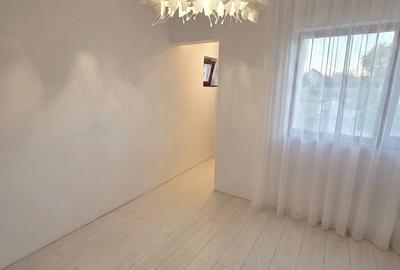 Casă cu 3 camere cu Teren 920 Mp în Exterior Vest
