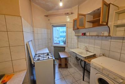 Apartament cu 3 camere semidecomandat în Unirii - 14