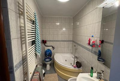 Casă cu 4 camere în Central - 3