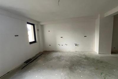 Apartament cu 3 camere, ultracentral, NOU, parter - 13
