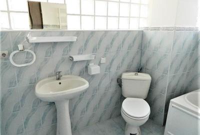 Birou, de 710 mp, în 13 Septembrie - 21