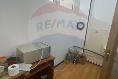 Spațiu comercial, de 77.620002746582 mp, în Ultracentral - 14