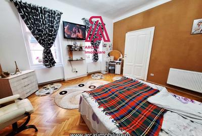 Casa individuala de vanzare cu 3 apartamente-Centrul Istoric Sibiu! Casa individuala de vanzare cu 3 apartamente-Centrul Istoric Sibiu! - 7