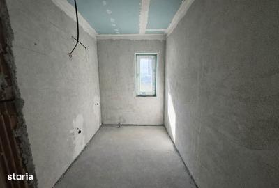 Casă cu 4 camere în Rădaia - 8