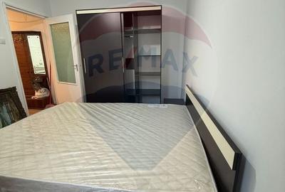 Apartament cu 3 camere de închiriat - 9