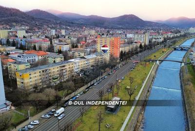 Apartament cu 2 camere decomandat în Independenței - 12