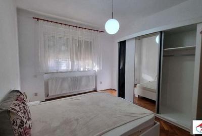 Apartament parter 2 camere decomandate in centru 300 Euro - 11