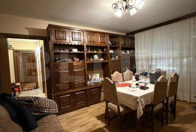 Apartament cu 4 camere în George Enescu - 9