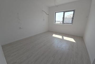 Casă cu 5 camere cu Teren 420 Mp în Berceni - 2