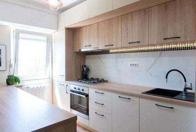 100% Real!! 3 min METROU Piata Muncii - 2