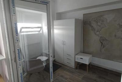 Apartament cu 2 camere decomandat în Central - 9