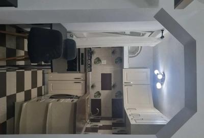 Apartament cu 3 camere decomandat în Cet - 6