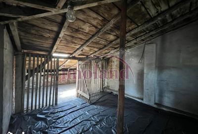 Casă cu 5 camere cu Teren 152 Mp în Pieptănari - 13