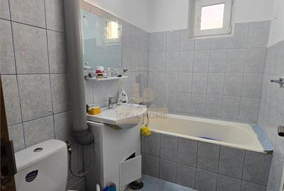 Apartament cu 2 camere decomandat în Alexandru cel Bun - 8