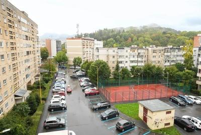 Apartament decomandat cu 2 camere, etaj intermediar, in zona Spital Judetean, Br - 8