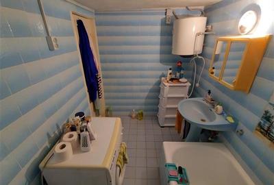 Casă individuală cu 7 camere cu Canalizare în Vest - 11