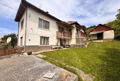 Casă individuală cu 4 camere cu Canalizare în Cicleni - 12