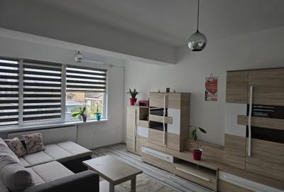 Apartament cu 2 camere decomandat în Primo