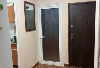 Apartament cu 2 camere decomandat în Micro 20 - 4