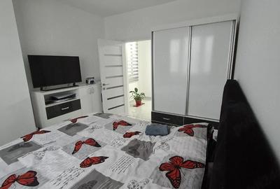Apartament cu 3 camere semidecomandat în Central - 3