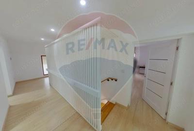 Casă cu 6 camere cu Teren 1359 Mp în Est - 10