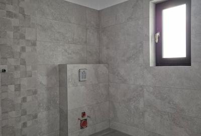 Casă cu 4 camere cu Teren 486 Mp în Hemeiuș - 4