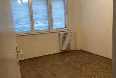 Apartament cu 3 camere decomandat în Andrei Mureșanu - 2