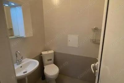 Garsonieră decomandată în Steaua - 2