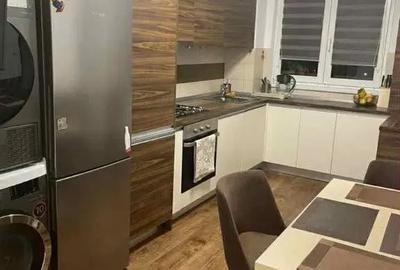Apartament cu 3 camere decomandat în Vlahuță - 2