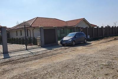 Spațiu comercial, în Central