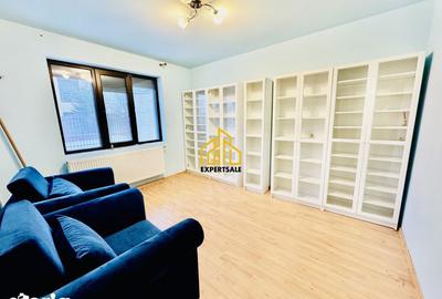 Casă cu 7 camere cu Teren 480 Mp în Domnești - 5