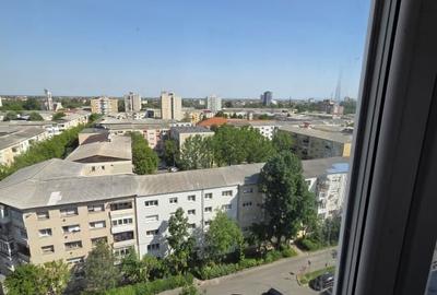 Apartament cu 4 camere decomandat în Micro 16 - 13