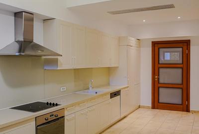 Apartment for rent - Primaverii - 4 rooms - 2