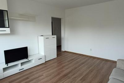 Apartament cu 3 camere semidecomandat, mobilat în Nord - 2