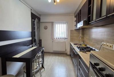 Apartament cu 3 camere decomandat în Gară - 3