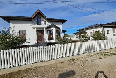 Vila D+P+M  Moara Domneasca-Ganeasa cartier privat langa padure - 3