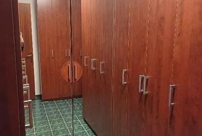 De Inchiriat apartament 4 camere Universitate sect 1 De Inchiriat apartament 4 camere Universitate sect 1 - 9