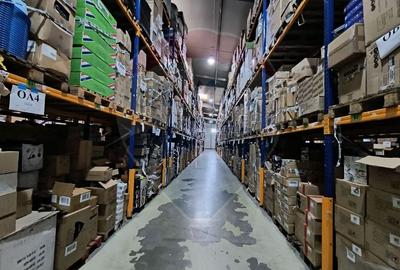 Spatiu industrial, hala, depozit logistic showroom si birouri premium - 3
