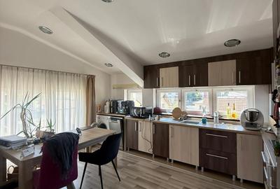 Apartament cu 3 camere semidecomandat în Zorilor - 1