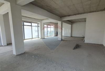 Spa?iu comercial sau apartament ? - 2