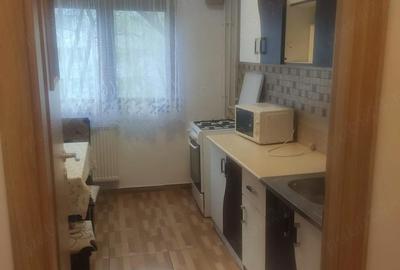 Apartament cu 2 camere decomandat în Compozitorilor - 3